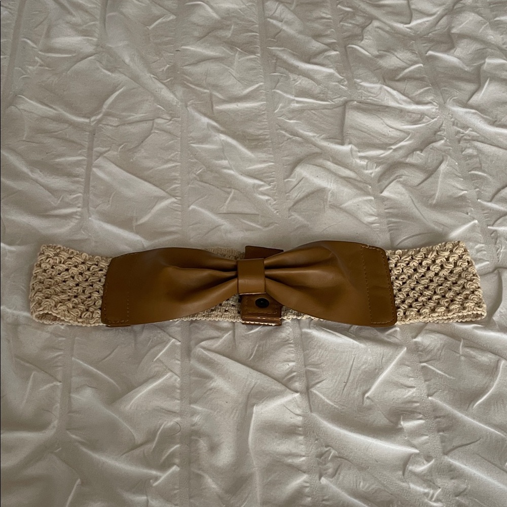 Vintage Kimchi Blue leather bow belt